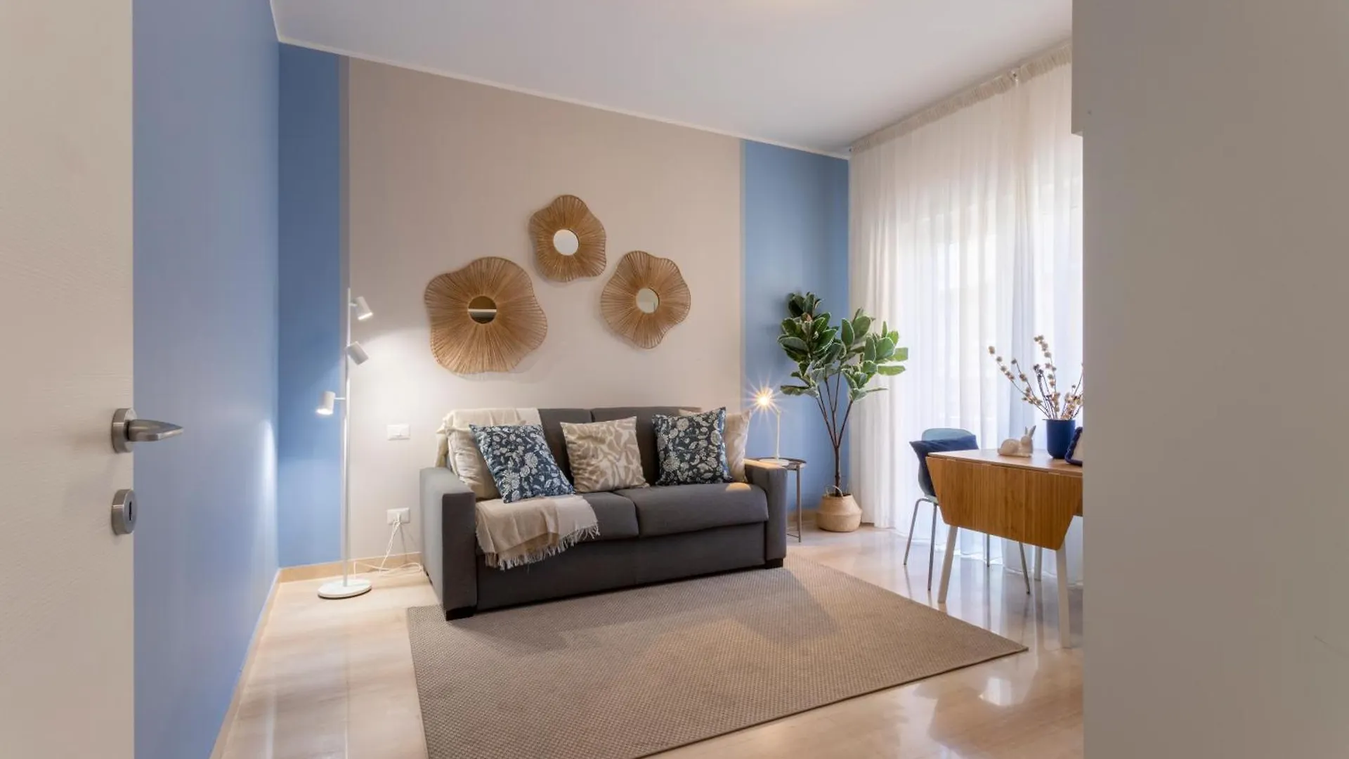 Grazia Modern And Cozy Apartment Close To Tiburtina Station Rome 0*,